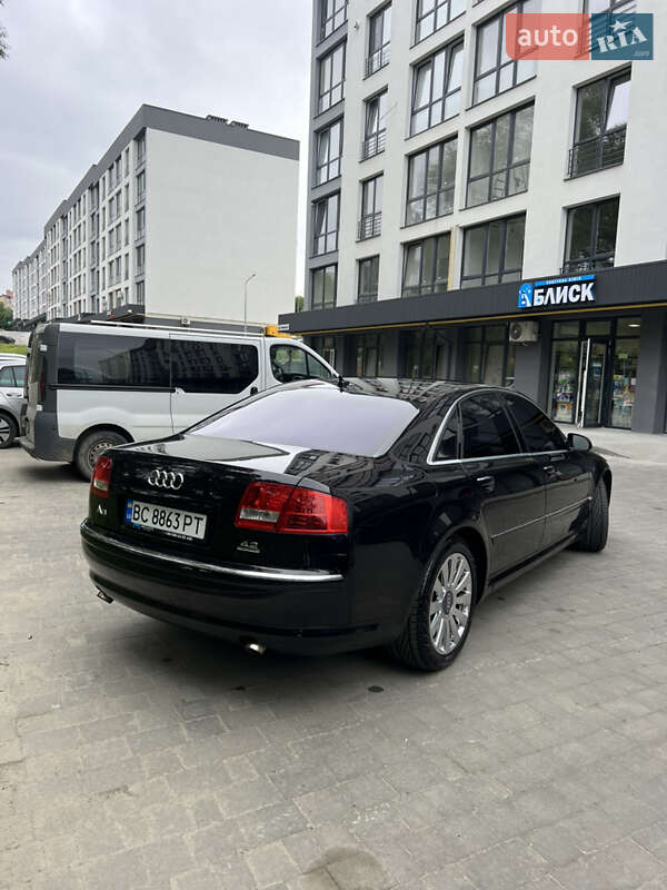 Седан Audi A8 2007 в Львове