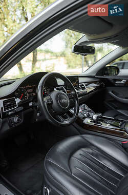 Седан Audi A8 2014 в 