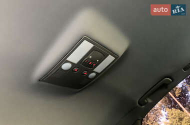 Седан Audi A8 2004 в 