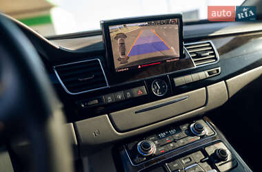 Седан Audi A8 2010 в 