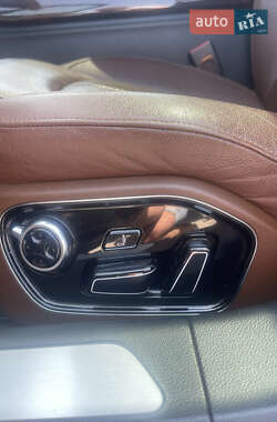 Седан Audi A8 2013 в 