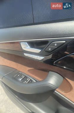 Седан Audi A8 2013 в 