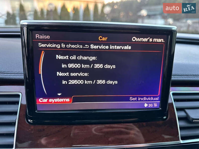 Седан Audi A8 2012 в Киеве