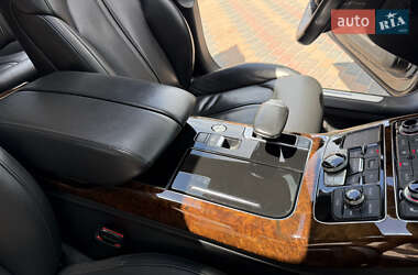 Седан Audi A8 2014 в 