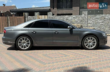 Седан Audi A8 2014 в 