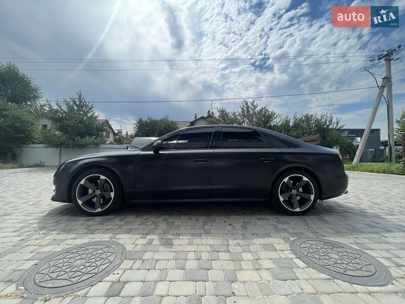 Седан Audi A8 2010 в Києві