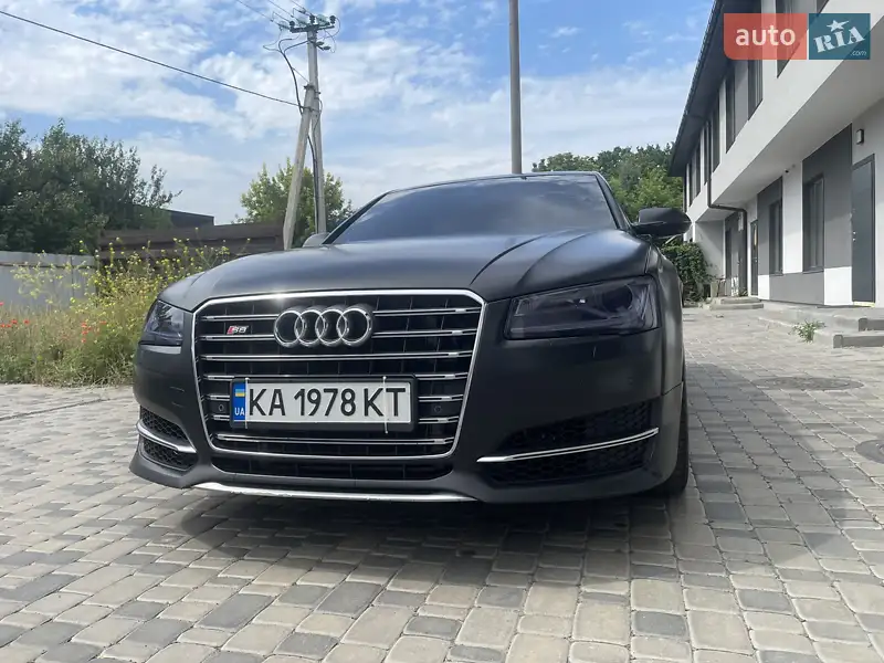 Audi A8 2010