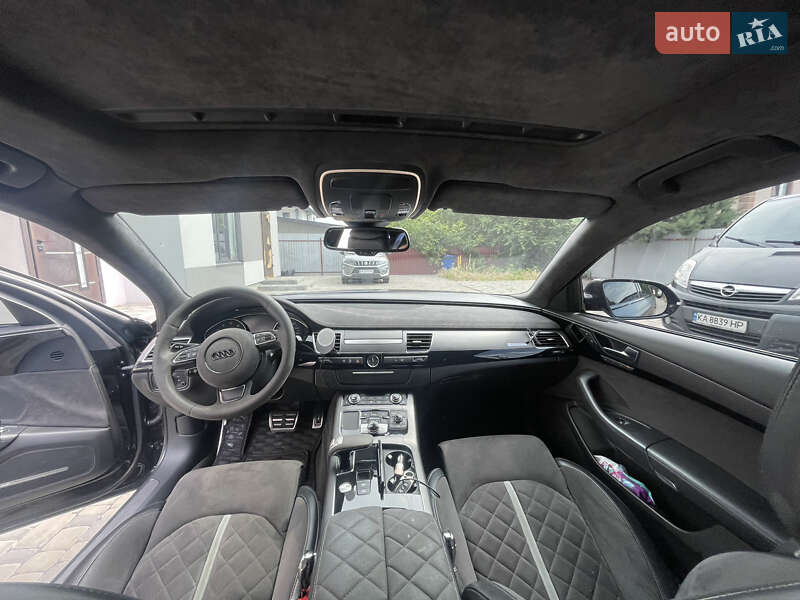 Седан Audi A8 2010 в Києві