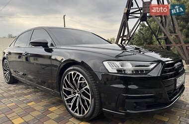 Седан Audi A8 2018 в Днепре