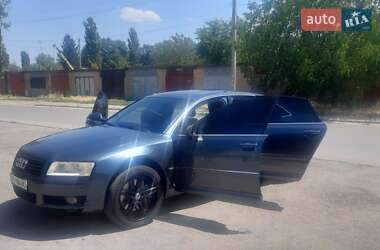 Седан Audi A8 2004 в 