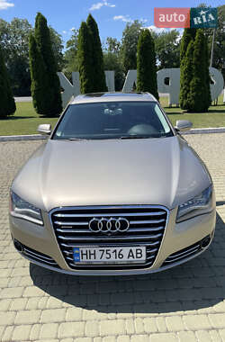 Седан Audi A8 2013 в Одесі