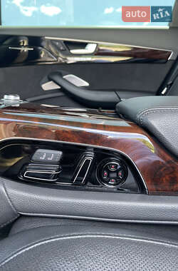 Седан Audi A8 2013 в 