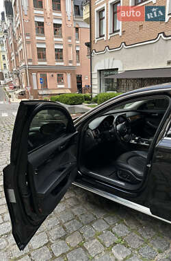 Седан Audi A8 2017 в 
