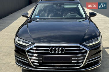 Седан Audi A8 2018 в 