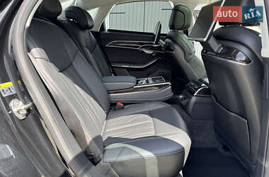 Седан Audi A8 2018 в 