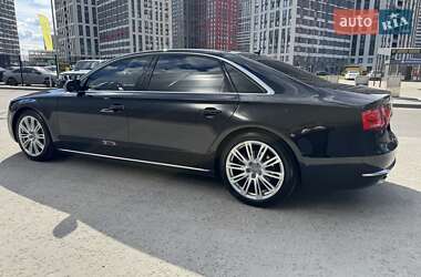 Седан Audi A8 2013 в 