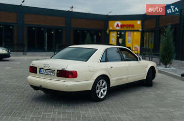 Седан Audi A8 1998 в 
