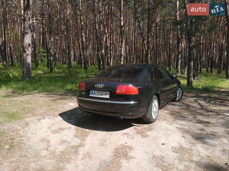 Седан Audi A8 2007 в Кропивницькому