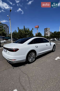 Седан Audi A8 2019 в 