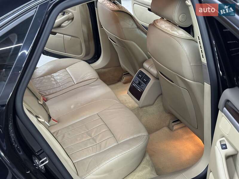 Седан Audi A8 2007 в Кропивницькому