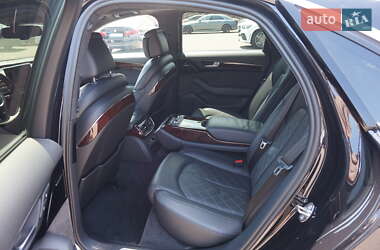Седан Audi A8 2013 в 