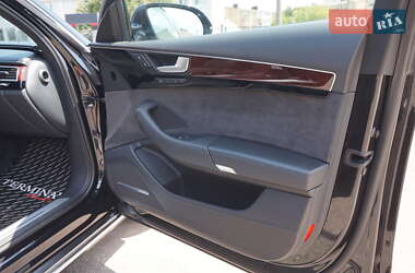 Седан Audi A8 2013 в 