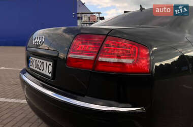 Седан Audi A8 2005 в 