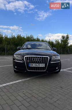 Седан Audi A8 2005 в 