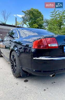 Седан Audi A8 2007 в 