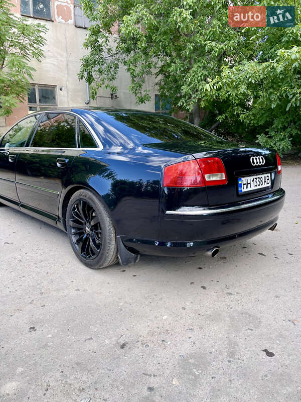 Седан Audi A8 2007 в Одесі