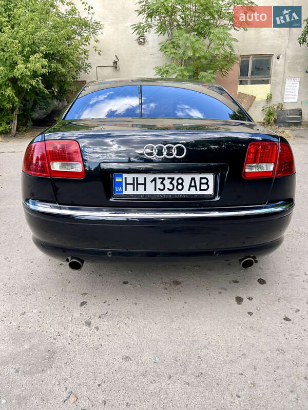 Седан Audi A8 2007 в Одесі