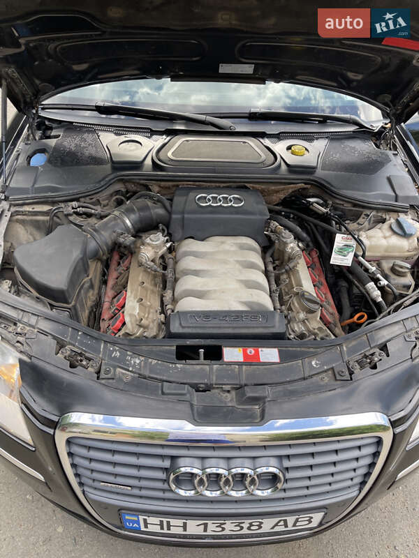 Седан Audi A8 2007 в Одесі