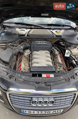 Седан Audi A8 2007 в 
