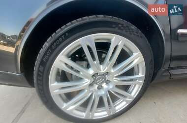 Седан Audi A8 2003 в 
