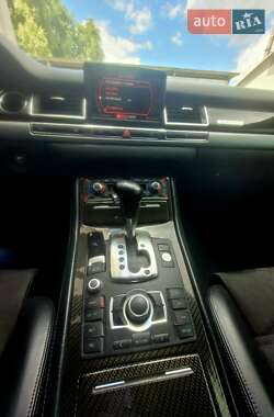 Седан Audi A8 2003 в 