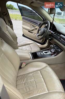 Седан Audi A8 2004 в Ирпене