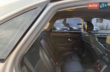 Седан Audi A8 2004 в 