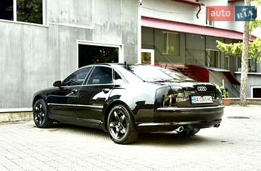 Седан Audi A8 2003 в 