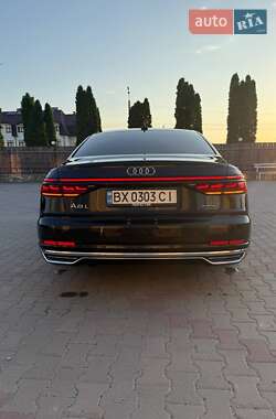 Седан Audi A8 2018 в 