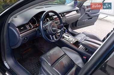 Седан Audi A8 2004 в 