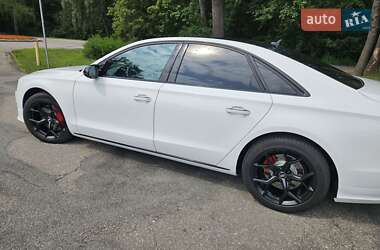 Седан Audi A8 2012 в 