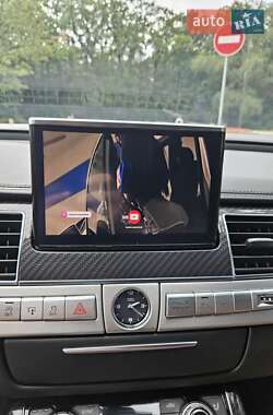 Седан Audi A8 2012 в 