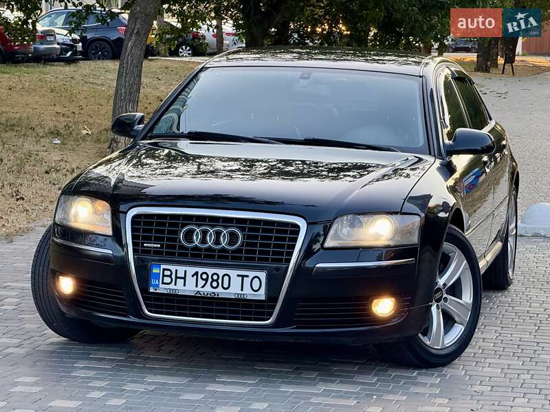 Седан Audi A8 2006 в Одесі
