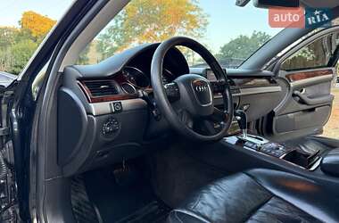 Седан Audi A8 2006 в 