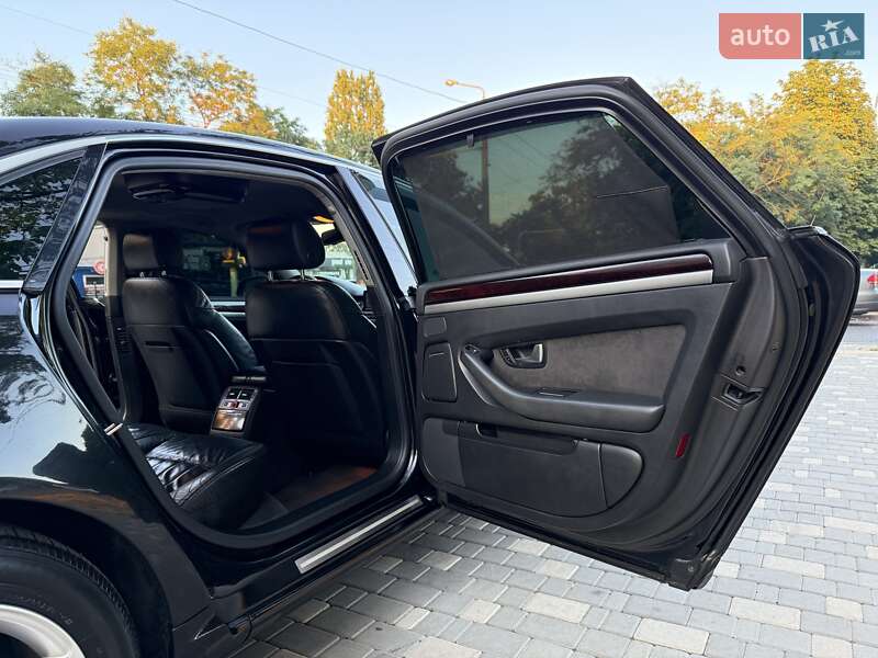 Седан Audi A8 2006 в Одесі