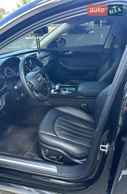 Седан Audi A8 2017 в 