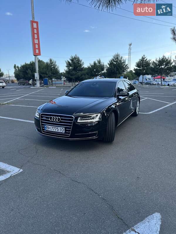 Седан Audi A8 2017 в Одессе