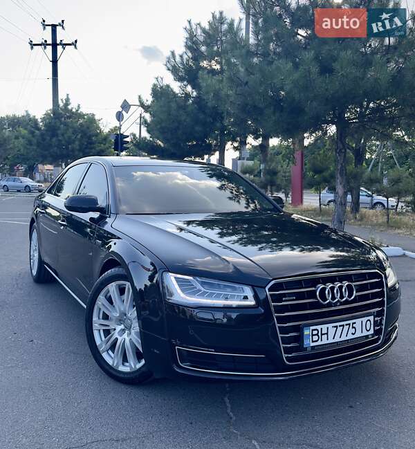 Седан Audi A8 2017 в Одессе