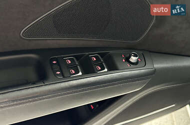 Седан Audi A8 2012 в 