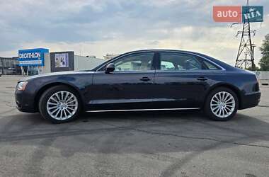 Седан Audi A8 2013 в 